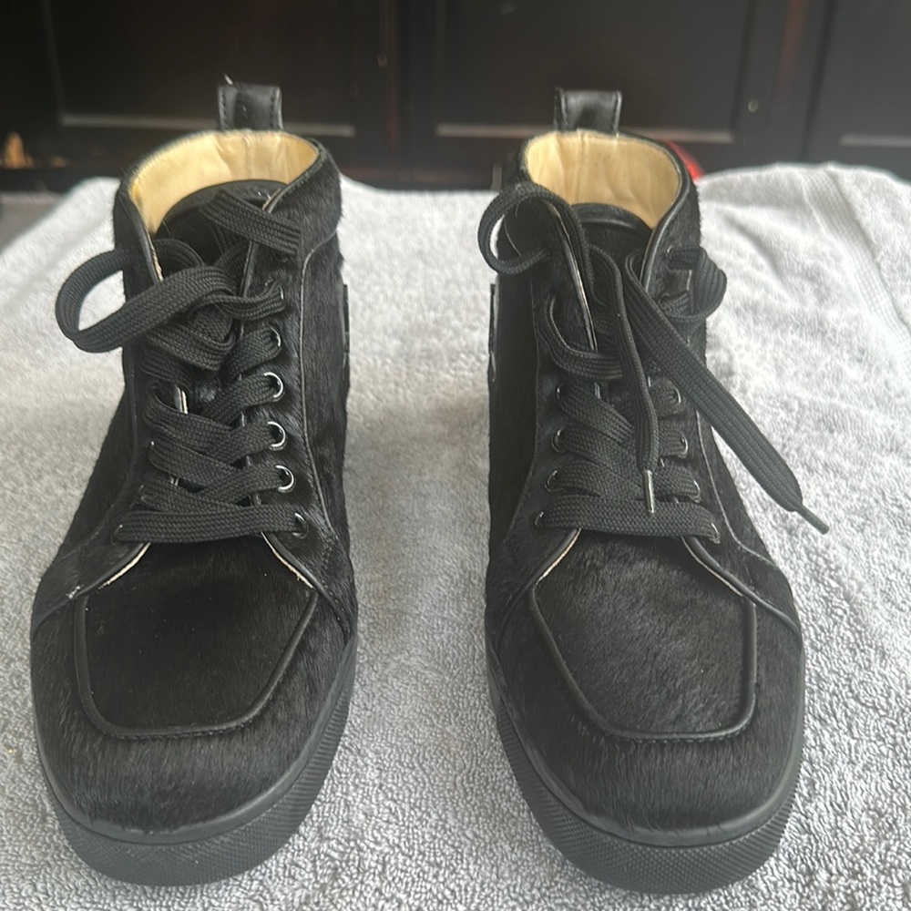 Christian LoubutinCow pony hair shoes in very good condition!